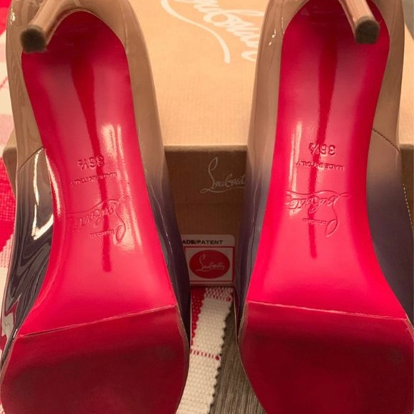 Christian Louboutin - Picture 4 of 5
